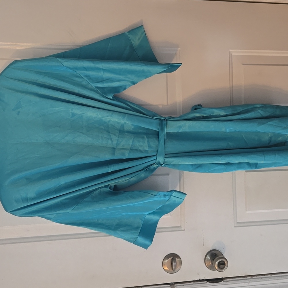 Blue Satin Robe - Picture 4 of 7